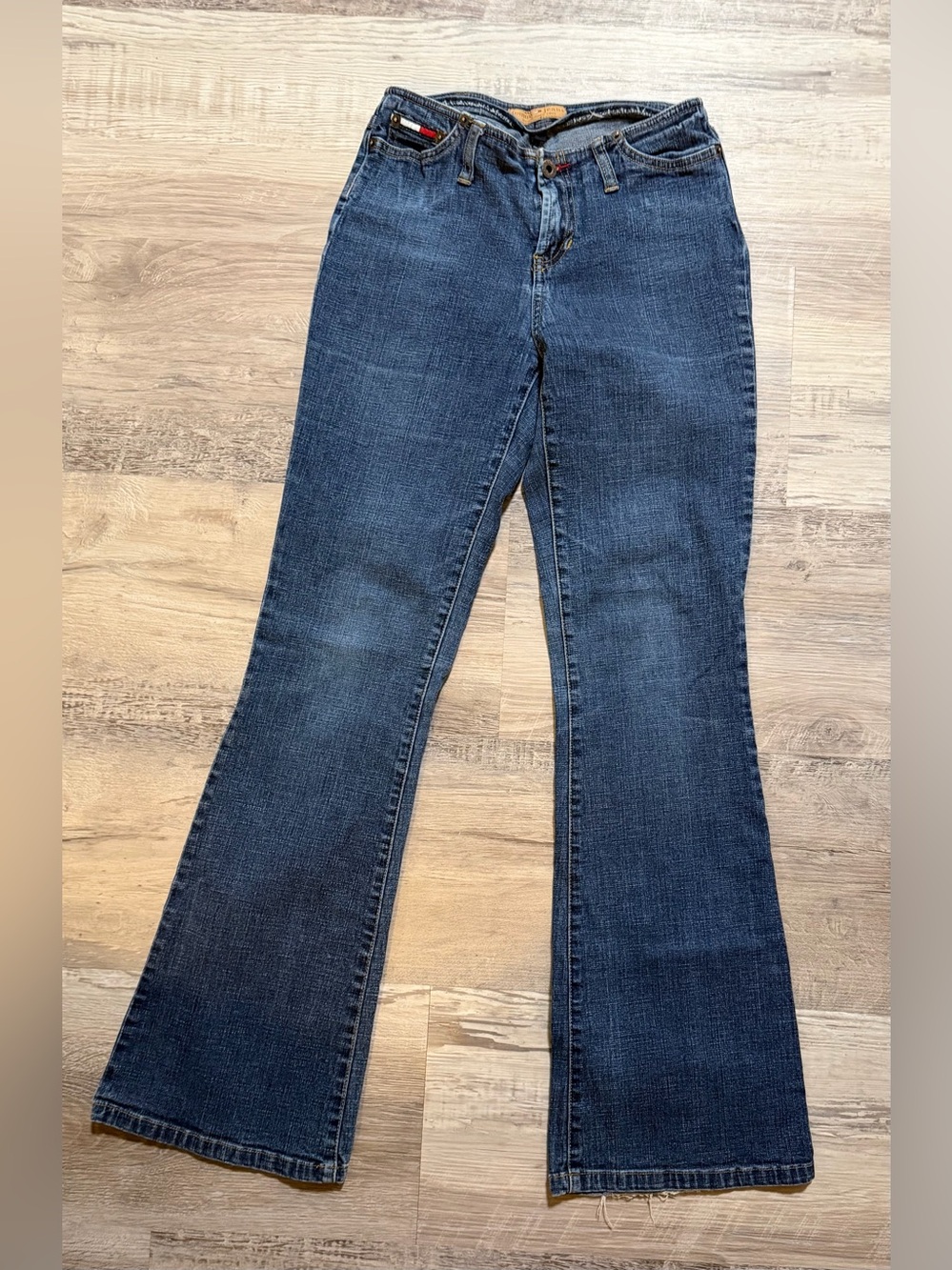Vintage Tommy Hilfiger Women's Low Rise Stretch Flare Denim Jeans Size 3